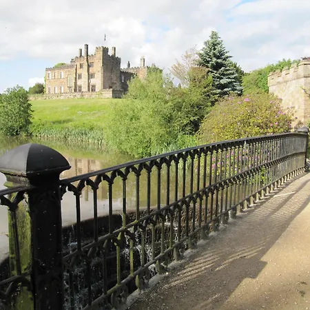 Holiday home Hollyhock Hawes